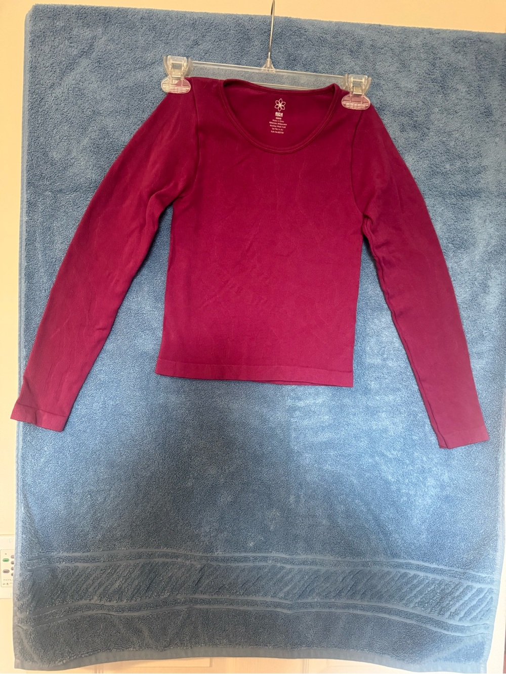Aura Women's Long-Sleeve Scoop Neck Top in Berry Plum